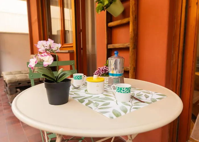 Terrace Lovely * Rom